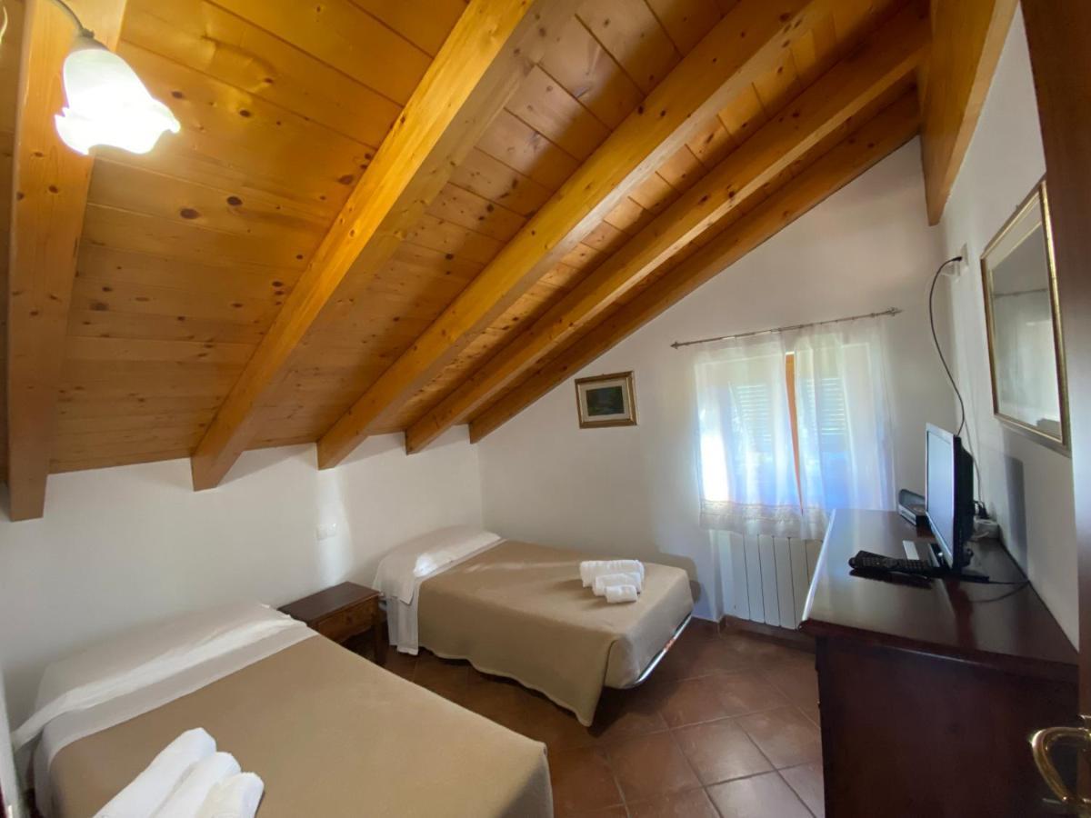 Hotel Il Vecchio Noce Brugnato Exterior foto
