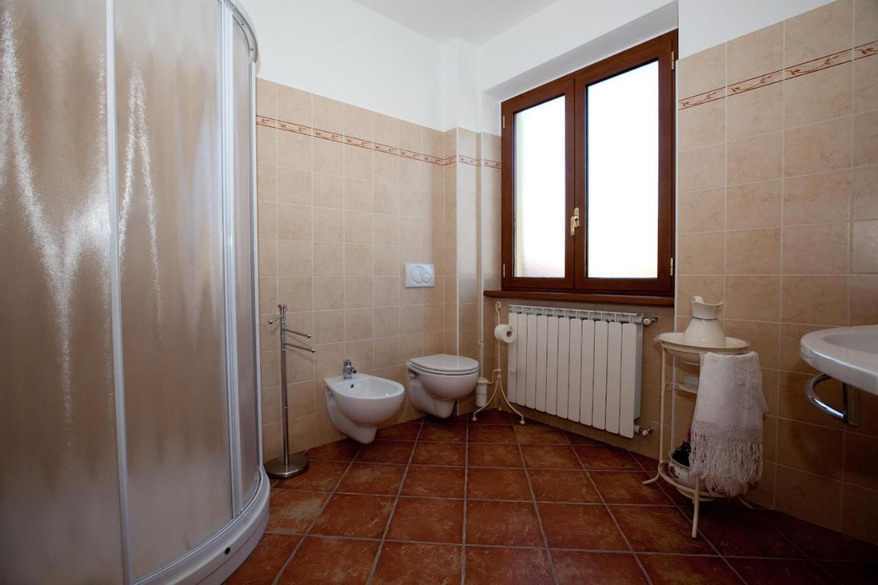 Hotel Il Vecchio Noce Brugnato Exterior foto